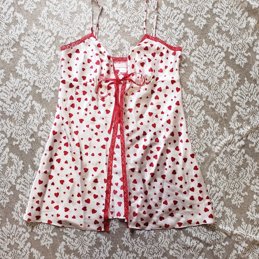 VS Heart Chemise